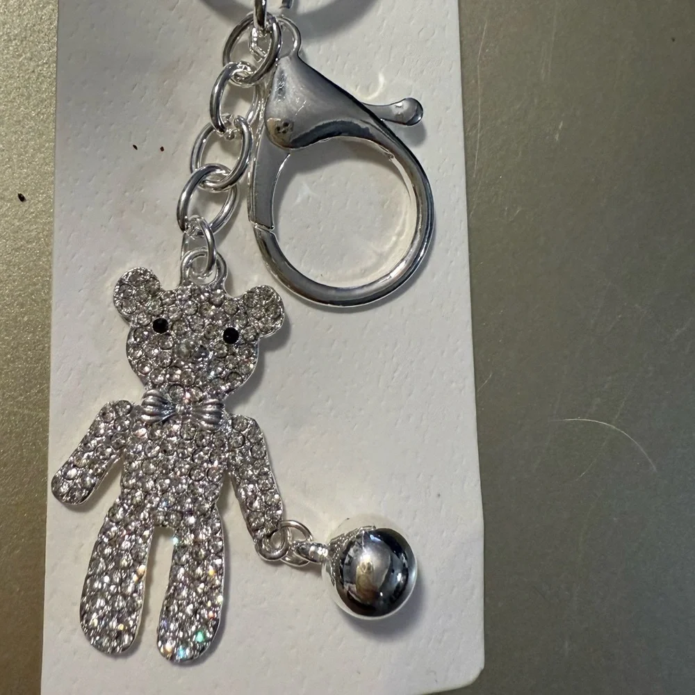 Isabella New York Silver Teddy Bear Keychain